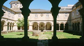 claustro do Museo Provincial